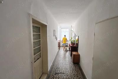 Casa de vanzare sau schimb, situata in Sannicolau Mare LOCUIN?A DE VIS! - 2
