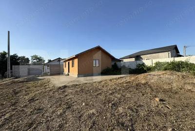 Casă cu Teren 481 Mp în Malu Mare - 4