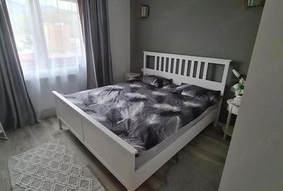 Apartament cu 2 camere decomandat în Noua
