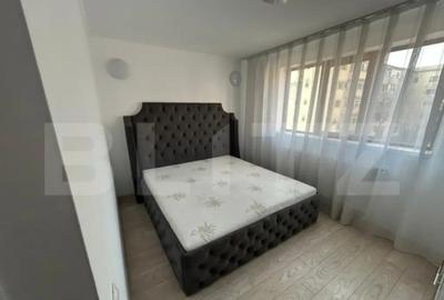 Apartament cu 3 camere semidecomandat în Micro 11 - 2