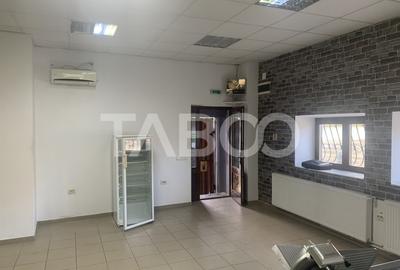 Spatiu comercial de inchiriat 90 mpu curte 35 mp in Poplaca - 3