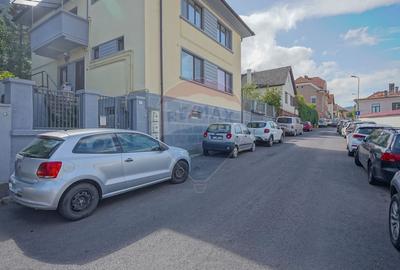 Apartament cu 2 camere decomandat, mobilat în Central - 1