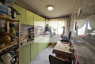 Apartament cu 3 camere semidecomandat în Dristor - 15