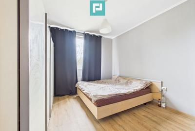 Casă cu 8 camere cu Teren 1198 Mp în Săcălaz