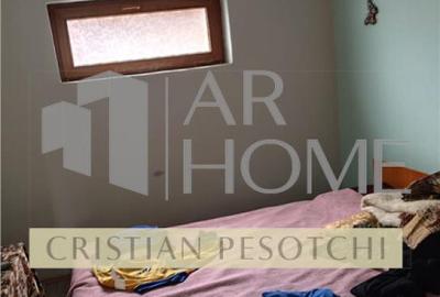 Casă cu 4 camere cu Canalizare în Central