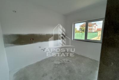 Vand apartament in triplex P+E+M, proiect deosebit, la alb, Sacalaz. - 14