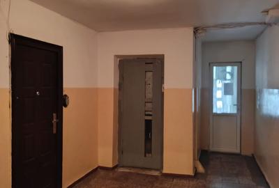 Ofer spre închiriere un apartament generos cu 3 camere, decomandat RENOVAT Ofer spre închiriere un apartament generos cu 3 camere, decomandat RENOVAT - 26