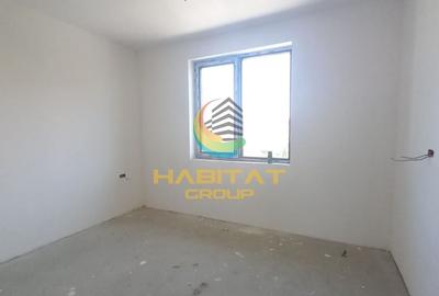 Casă individuală cu 4 camere cu Canalizare în Exterior Est - 1