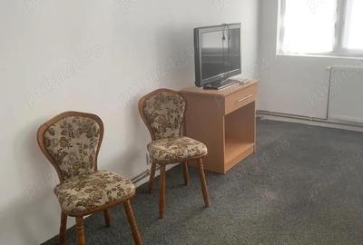 Garsonieră decomandată în Central - 9