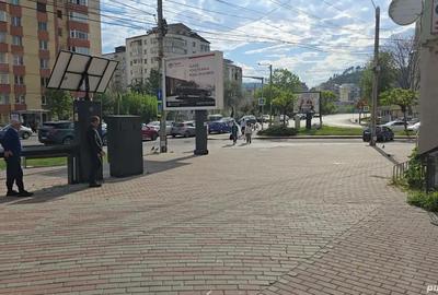 Spațiu comercial, de 50 mp, în Central - 4