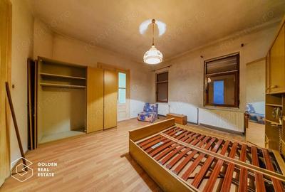 Casă cu 6 camere cu Teren 453 Mp în Central - 14