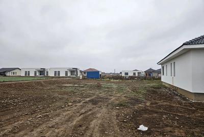 Teren de 640 mp, în Sântandrei