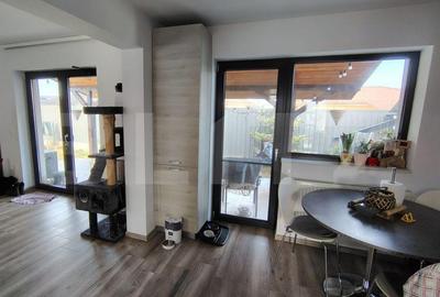 Casă cu 4 camere cu Teren 590 Mp în Jucu - 2