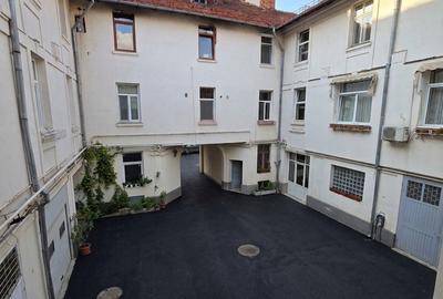 Garsonieră decomandată în P-ța Romană - 2