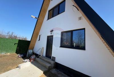 Casă cu 3 camere cu Teren 1850 Mp în Cucuteni - 4