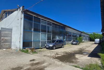 Spațiu comercial, de 886 mp, în Central - 1