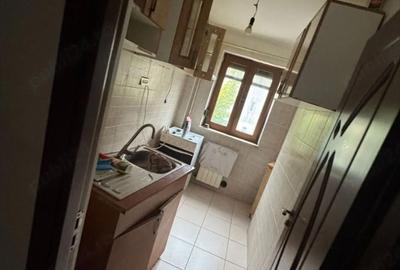 Apartament cu 3 camere decomandat în Sud - 4