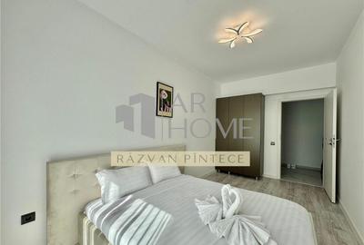 Apartament 3 camere de lux, prima , centrala termica, zona - 20