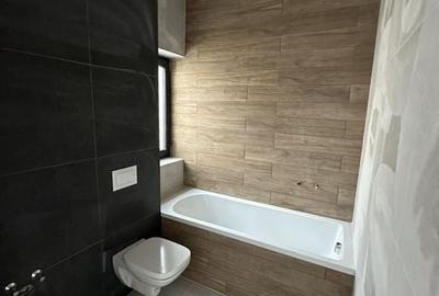 PROIECT DEOSEBIT - 13