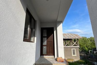 Casă cu 6 camere cu Teren 678 Mp în Central - 2