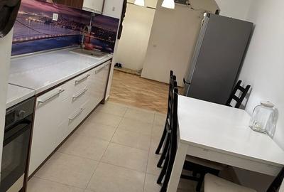 Apartament cu 4 camere decomandat în Exterior Vest - 10
