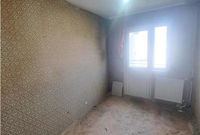 Apartament cu 3 camere semidecomandat în Șagului - 3