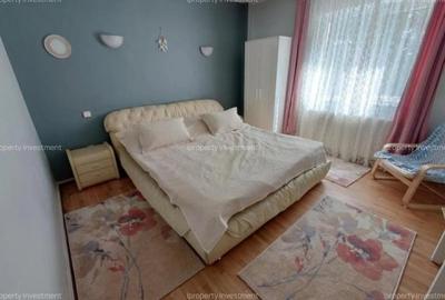 Casă individuală cu 10 camere în Unirii