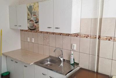 Garsonieră decomandată în Central - 7