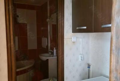 Apartament cu 3 camere pentru inchiriat - 9