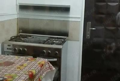 Garsonieră decomandată în Central - 7