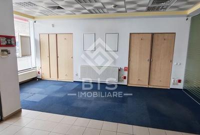 Birou, de 150 mp, în Decebal - 5