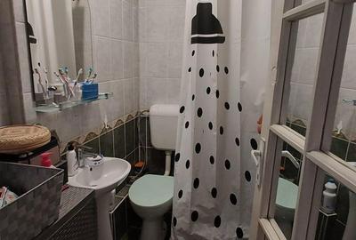 Apartament cu 3 camere decomandat în Decebal