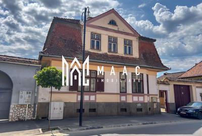 Casă individuală cu 4 camere cu Canalizare în Central