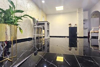 Spațiu comercial, de 62 mp, în Plopilor - 8