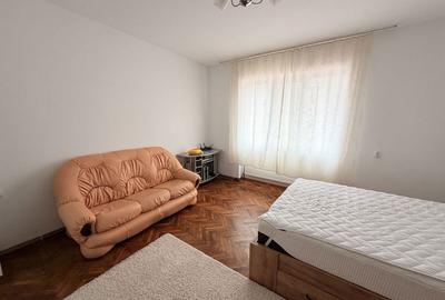 Garsonieră decomandată în Central - 13