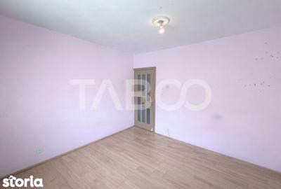 Apartament cu 2 camere decomandat în Ștrand - 10