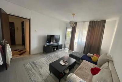 Apartament cu 3 camere decomandat în 1 Mai - 10