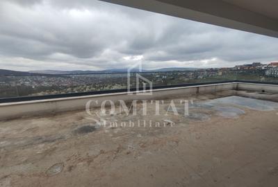 Penthouse cu 2 camere semidecomandat în Europa - 7