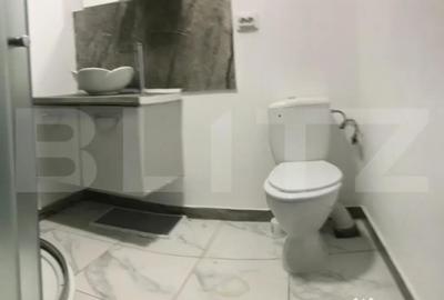 Casă cu 7 camere cu Teren 400 Mp în Central - 3