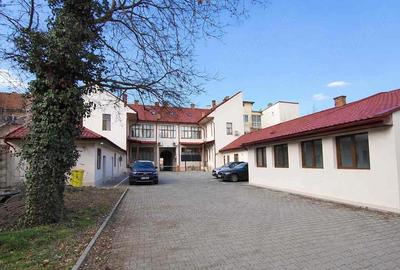 Spațiu comercial, de 150 mp, în Central - 11