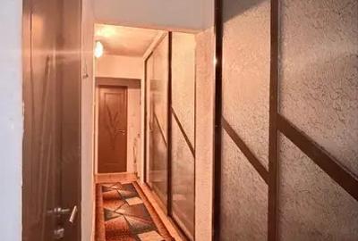 Proprietar, Apartament 3 camere, decomandat, etaj 2, 22 Decembrie 1989 (Piata Mica) - 3