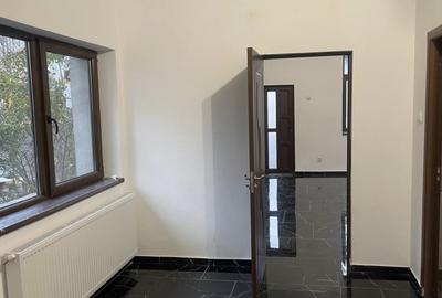Casă individuală cu 2 camere în Ultracentral