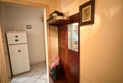 Apartament cu 3 camere decomandat în Dâmbovița - 6