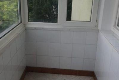 Apartament cu 2 camere semidecomandat în Tractorul - 4