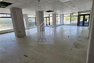 Spațiu comercial, de 250 mp, în Central - 1