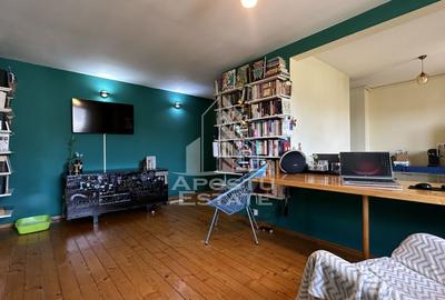 Apartament cu 3 camere semidecomandat, mobilat în Torontalului - 2