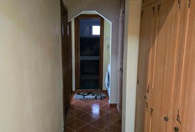 Apartament cu 3 camere decomandat în Buzaului - 2