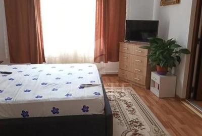 Apartament 2 camere în zona TRAIAN - 1