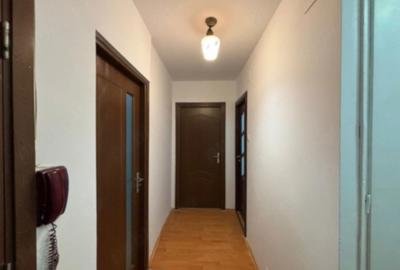 Apartament decomandat în Berceni
