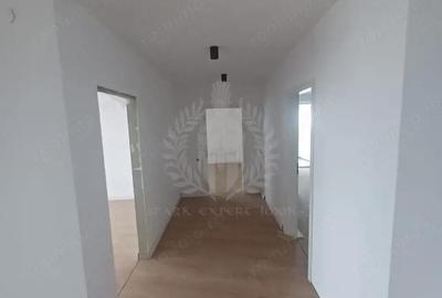 Apartament cu 4 camere în Central - 2